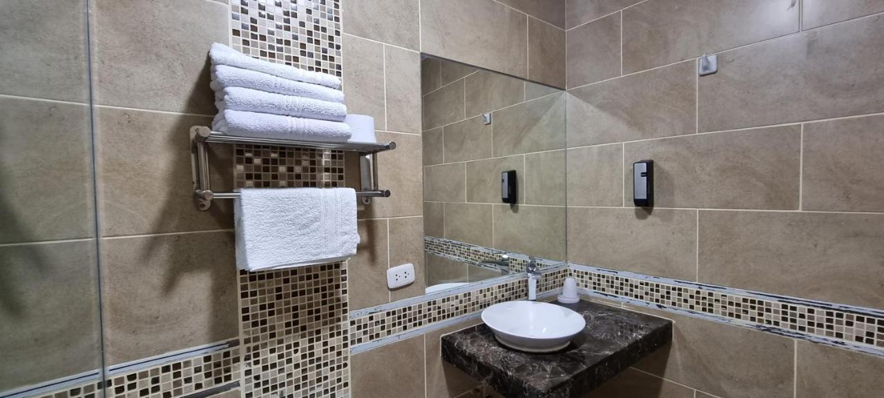 Hotel Imperio Real Trujillo Dış mekan fotoğraf