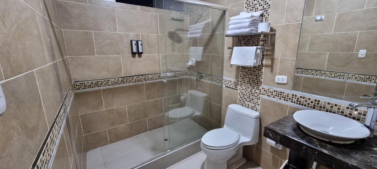 Hotel Imperio Real Trujillo Dış mekan fotoğraf