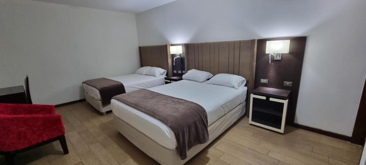 Hotel Imperio Real Trujillo Dış mekan fotoğraf